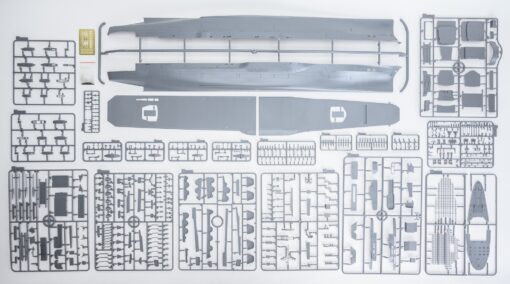 Very Fire 1/350 IJN Aircraft Carrier Taiho Deluxe Kit BELBV350901DX