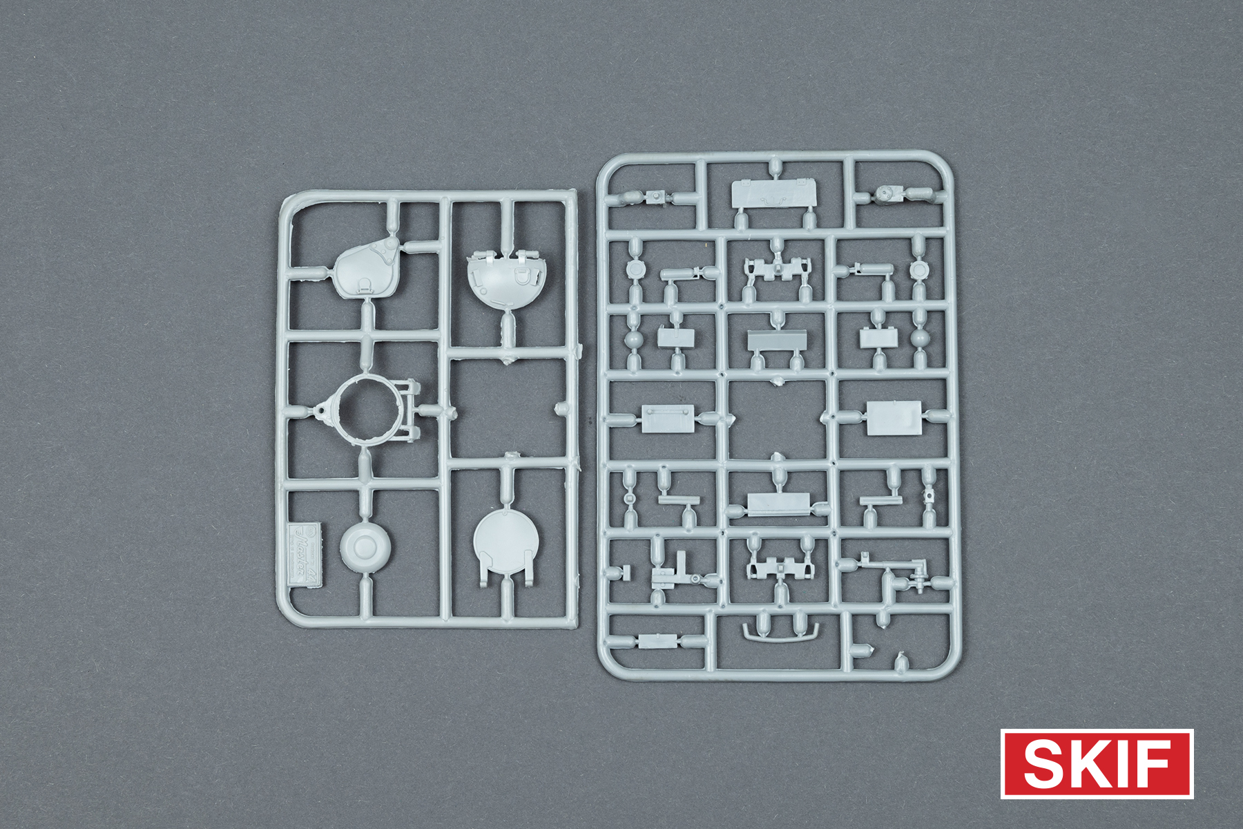 SKIF Tiran-5Sh tank (1/35) MK236 – Hobbylink International Shop